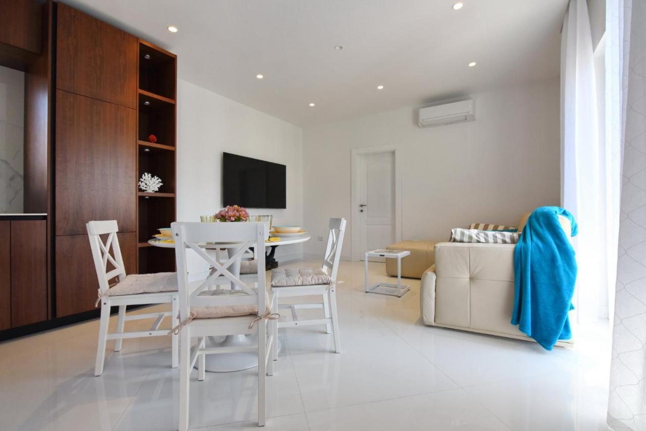 New!!! 2024 Marea Apartments With Xxl Sunny Terrace Porec Ngoại thất bức ảnh