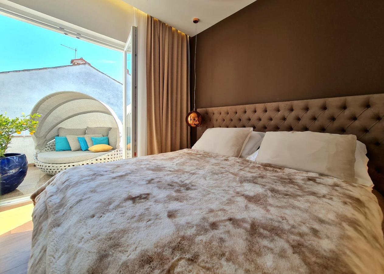 New!!! 2024 Marea Apartments With Xxl Sunny Terrace Porec Ngoại thất bức ảnh