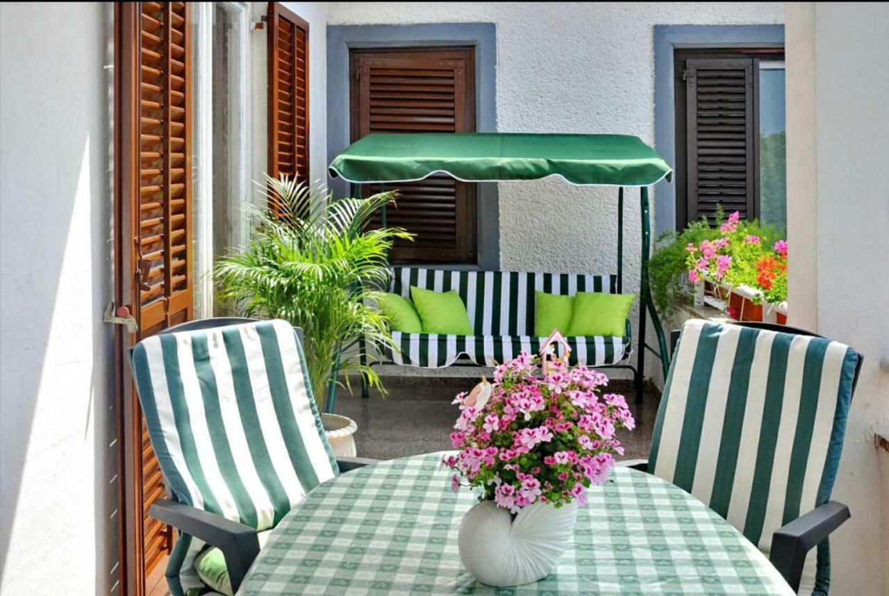 New!!! 2024 Marea Apartments With Xxl Sunny Terrace Porec Ngoại thất bức ảnh